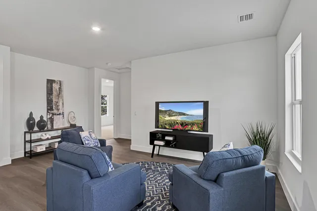 $1,064,000 | 203 Calmo Circle, Port St. Lucie, FL 34984