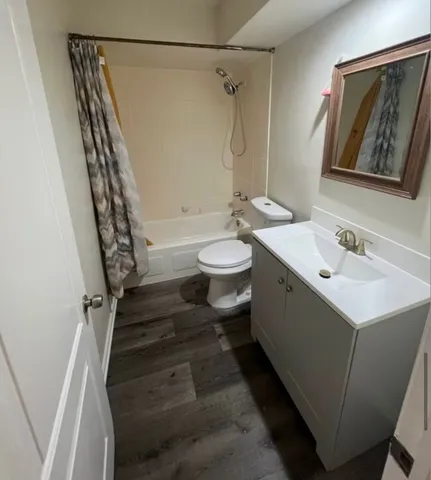 $1,400 | 1471 North Winslowe Drive, Unit 103, Palatine, IL 60074