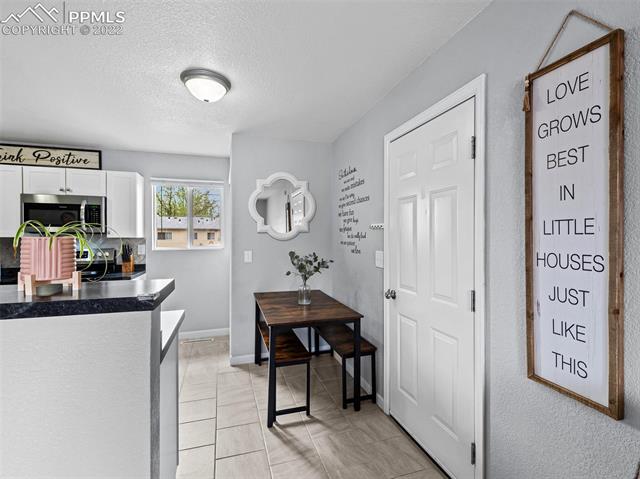 1703 Harrow Road Colorado Springs, CO 80906 - Photo 10 of 33 Gallery Image 10