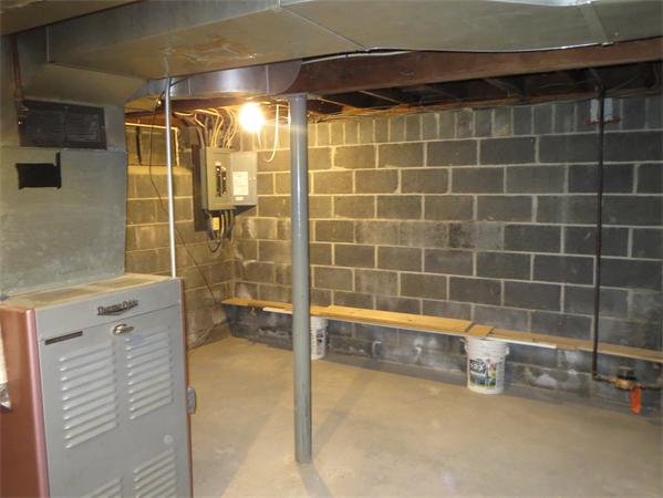 1425 Wilbraham Road Springfield, MA 01119 - Photo 15 of 20