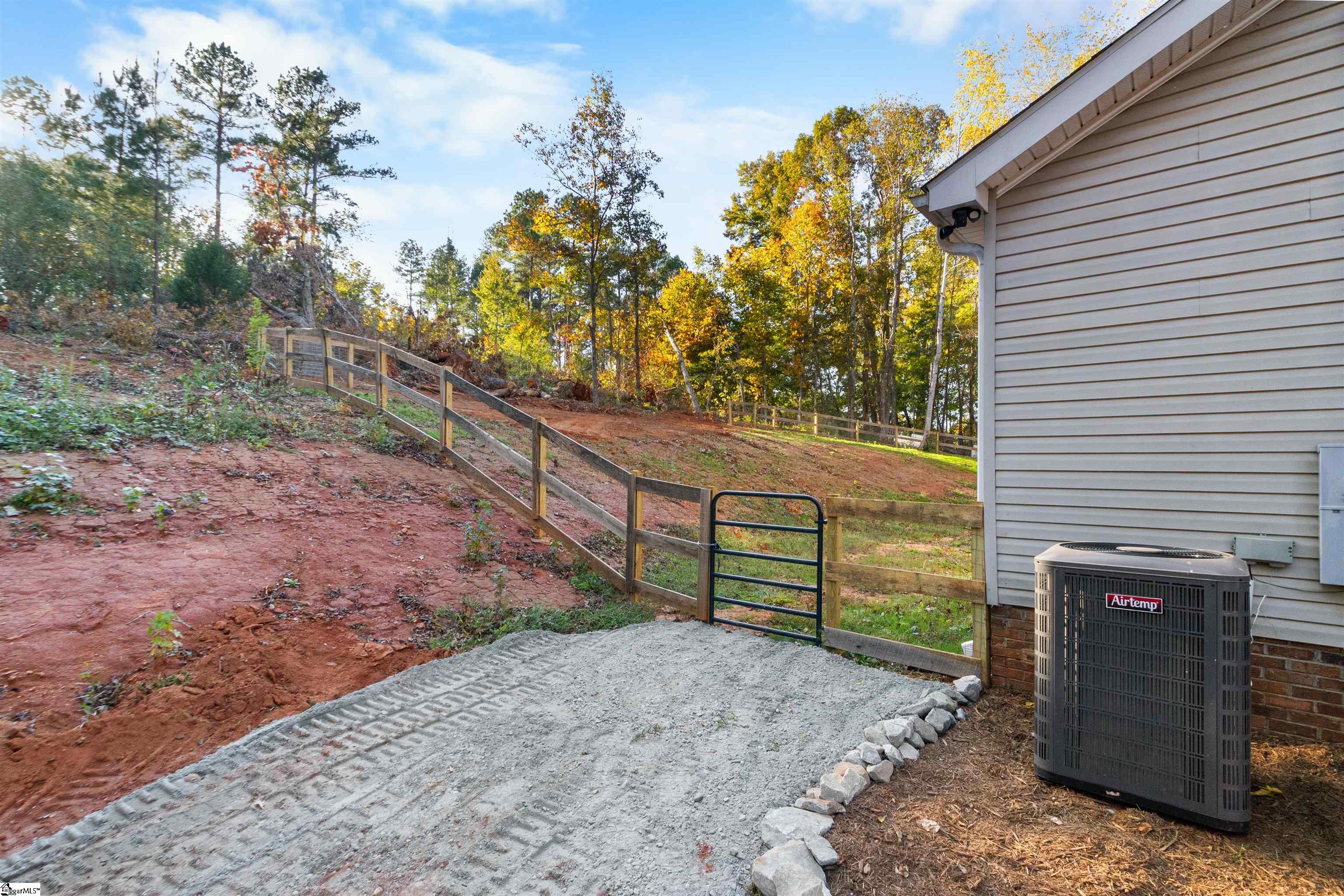 155 Looper Road Easley, SC 29640 - Photo 20 of 28