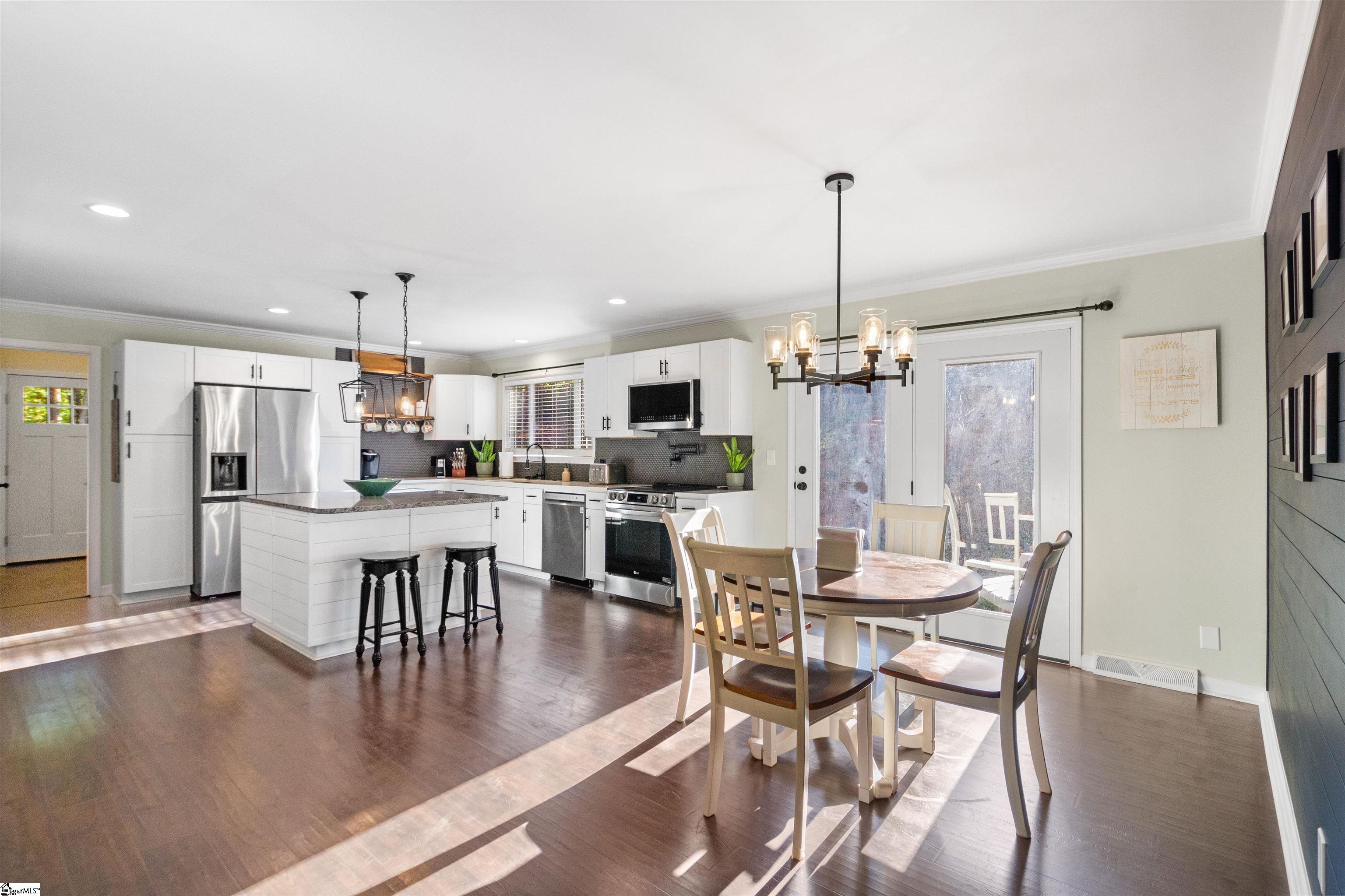 155 Looper Road Easley, SC 29640 - Photo 5 of 28