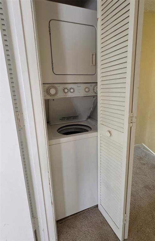 817 Southeast 12th Court, Unit 1 Fort Lauderdale, FL 33316 - Photo 8 of 25 a utility room with dryer and washer