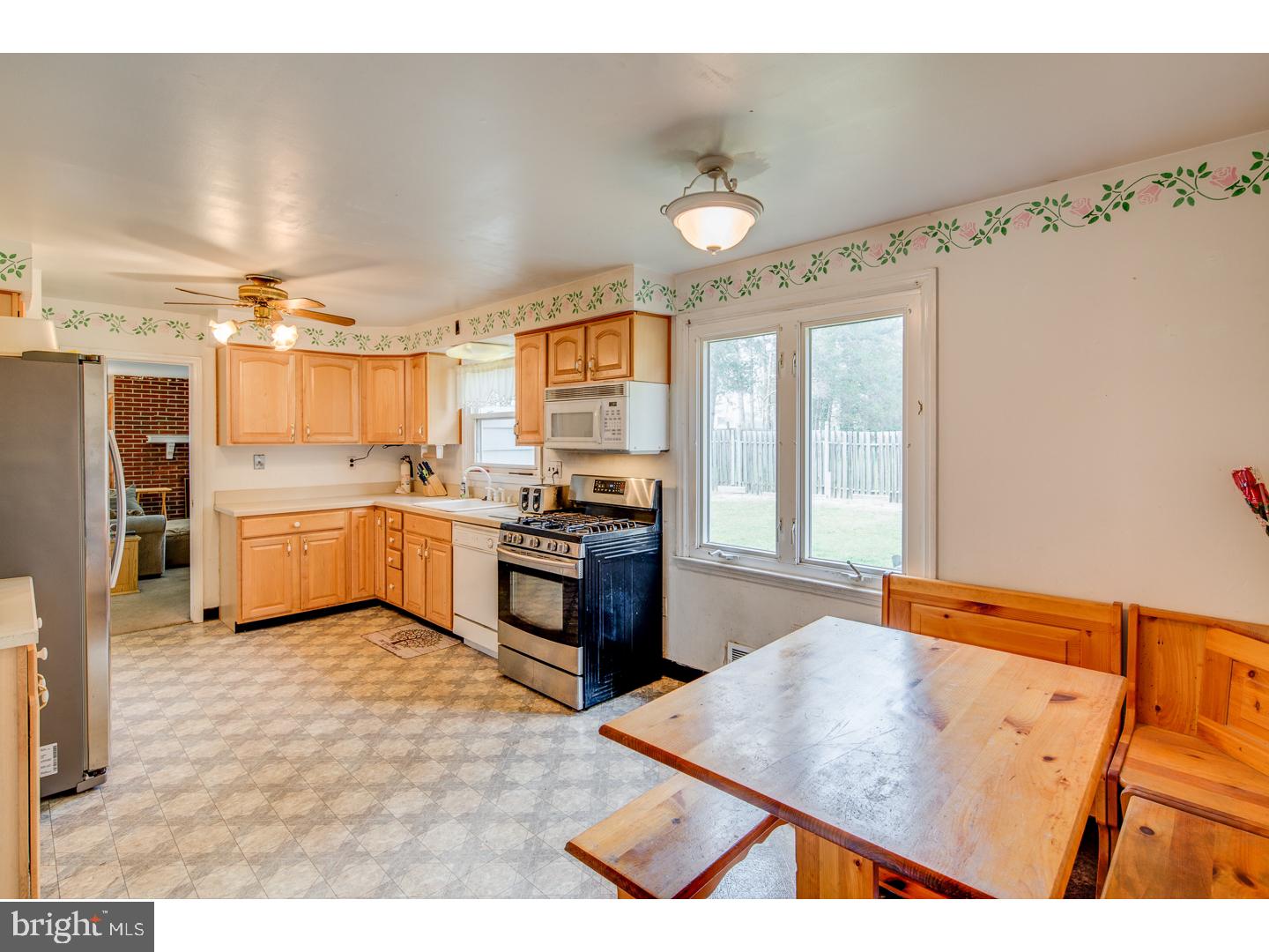 729 Hilltop Road Cinnaminson, NJ 08077 - Photo 7 of 25 Gallery Image 7