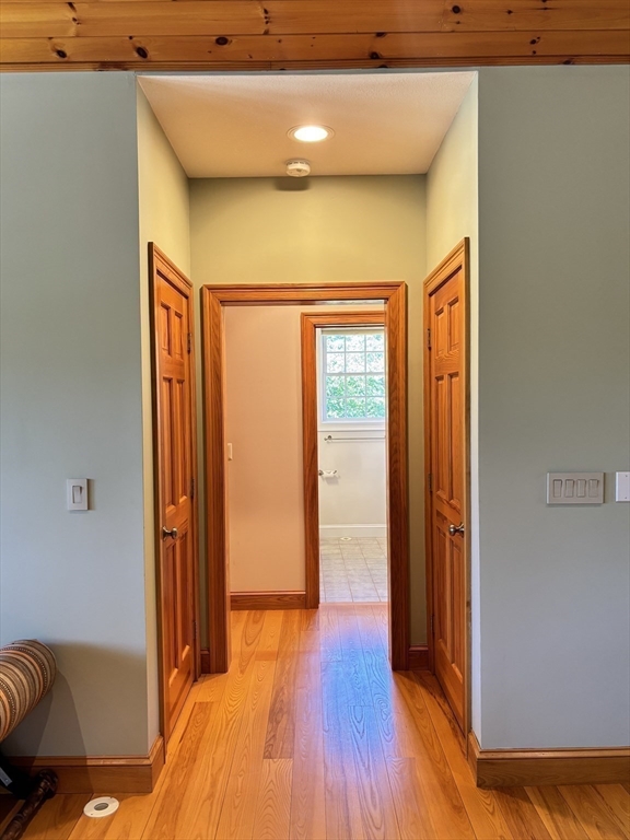 11 Fort Hill Road Easthampton, MA 01027 - Photo 27 of 32