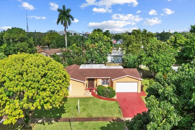 $550,000 | 1827 Pinehurst Drive, West Palm Beach, FL 33407