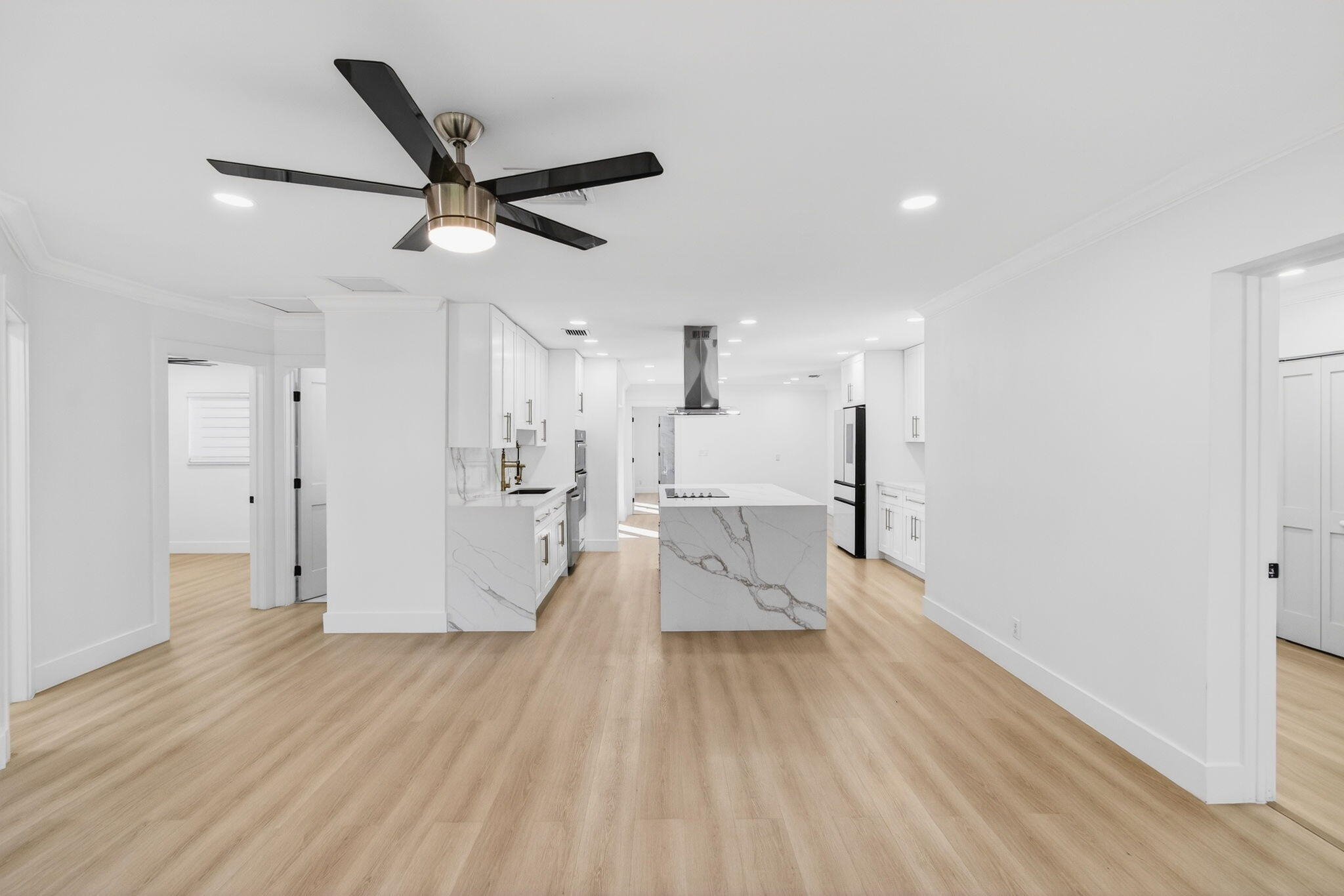 360 Southwest 2nd Street Boca Raton, FL 33432 - Photo 11 of 100 11-web-or-mls-DSC_5926