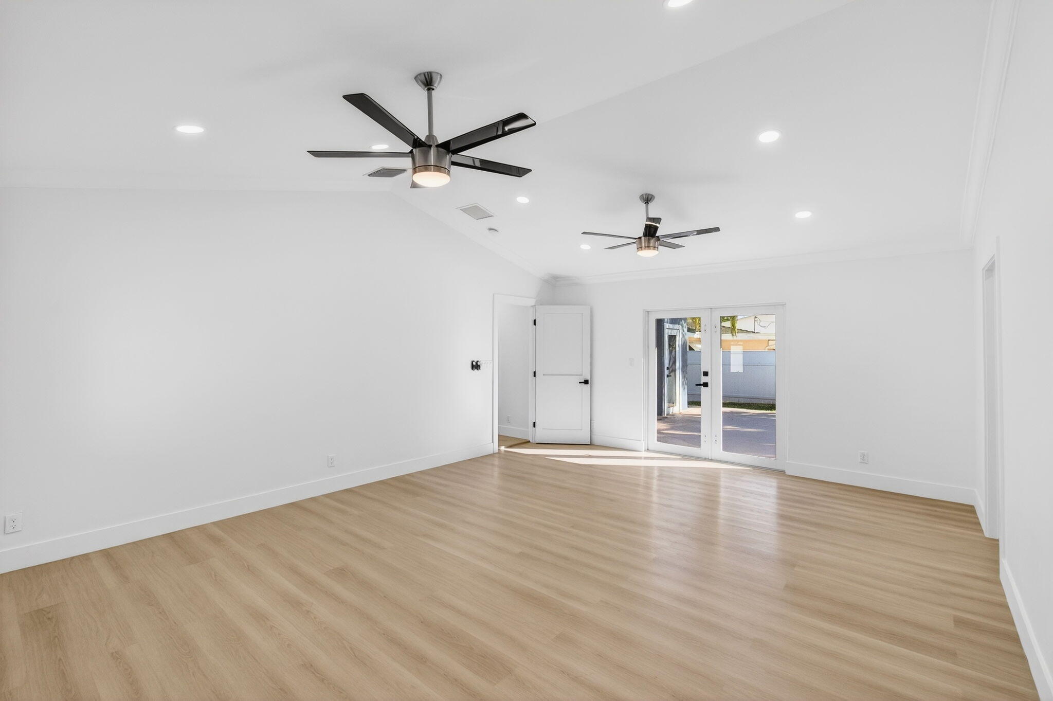 360 Southwest 2nd Street Boca Raton, FL 33432 - Photo 33 of 100 33-web-or-mls-DSC_6073