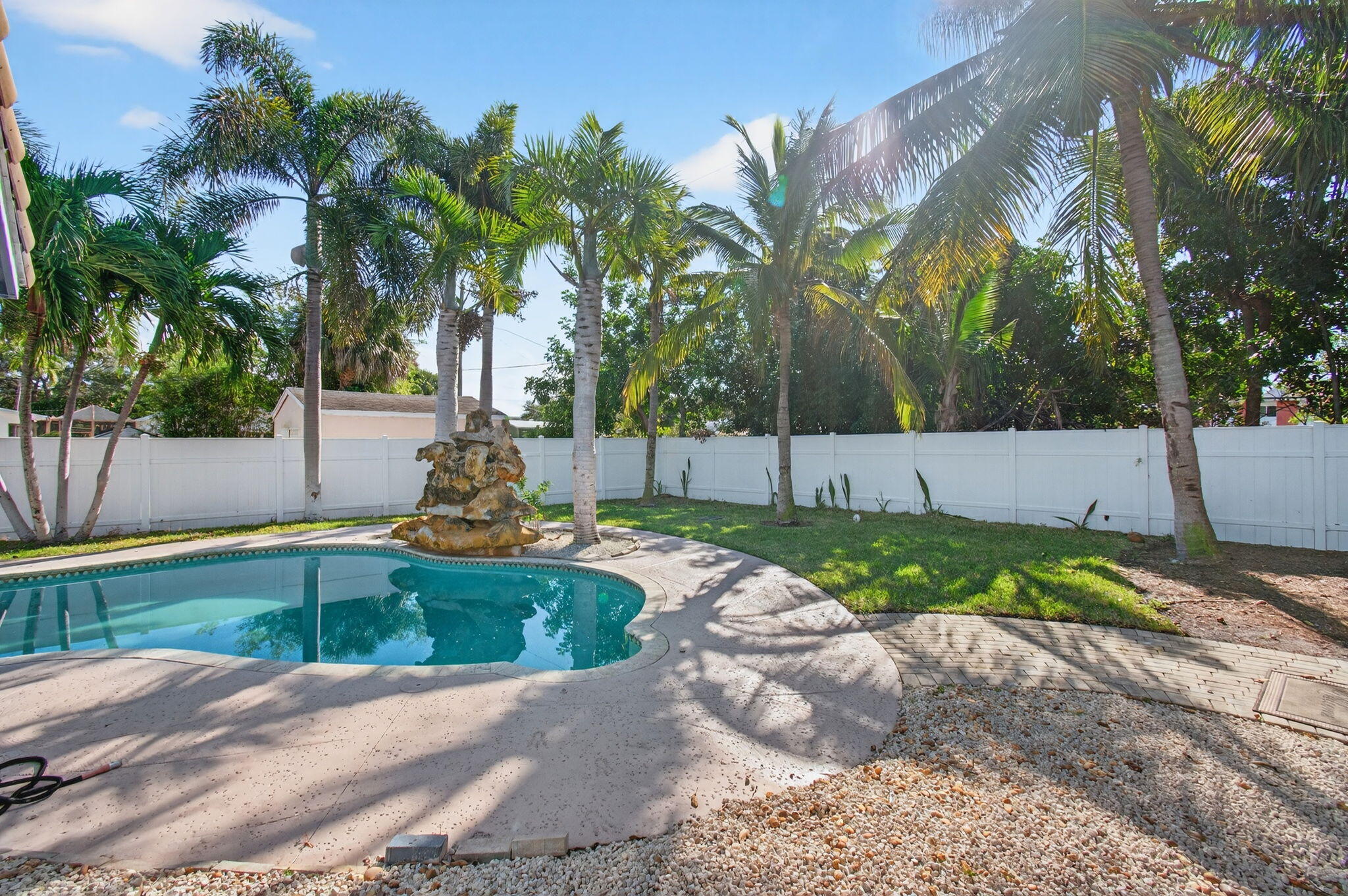 360 Southwest 2nd Street Boca Raton, FL 33432 - Photo 71 of 100 71-web-or-mls-DSC_6303