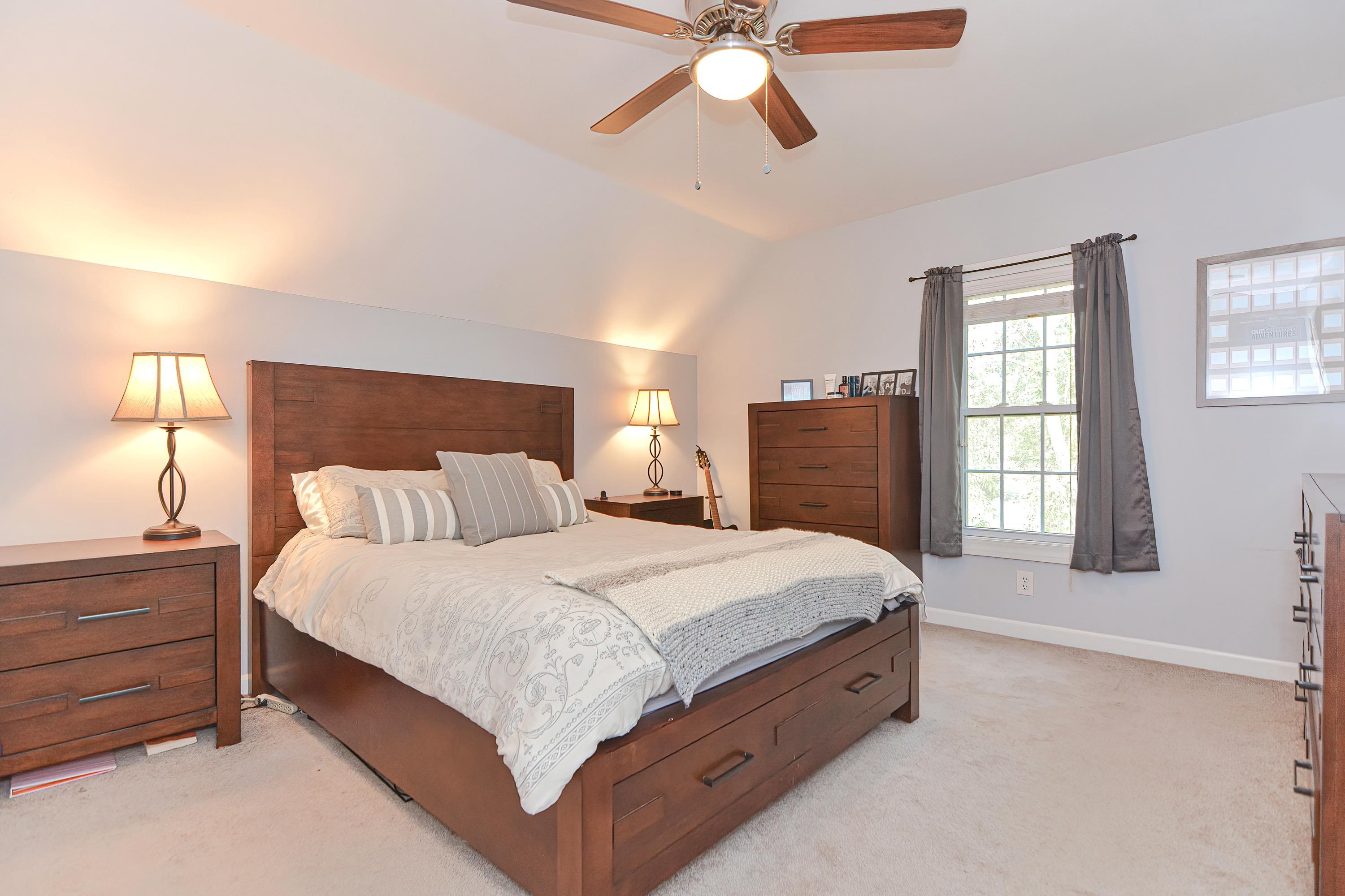 2 Howard Street Derry, NH 03038 - Photo 12 of 32