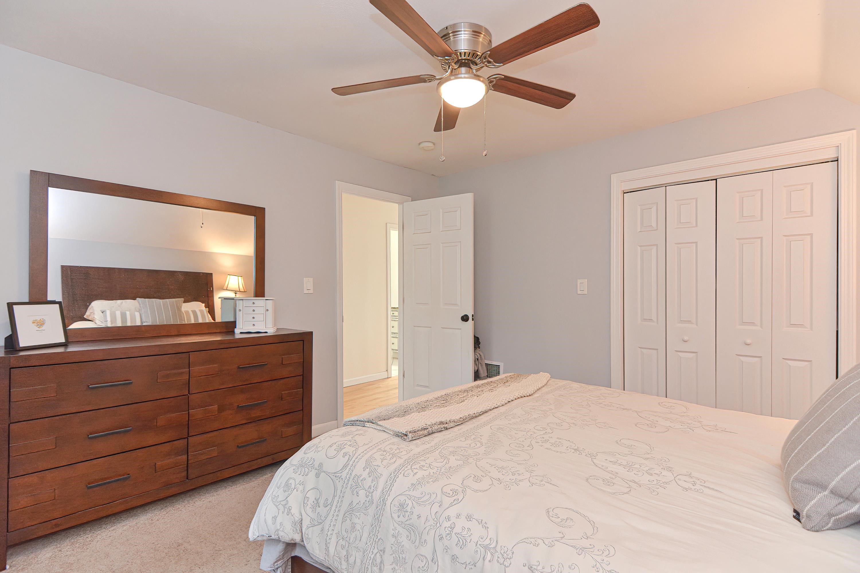 2 Howard Street Derry, NH 03038 - Photo 14 of 32