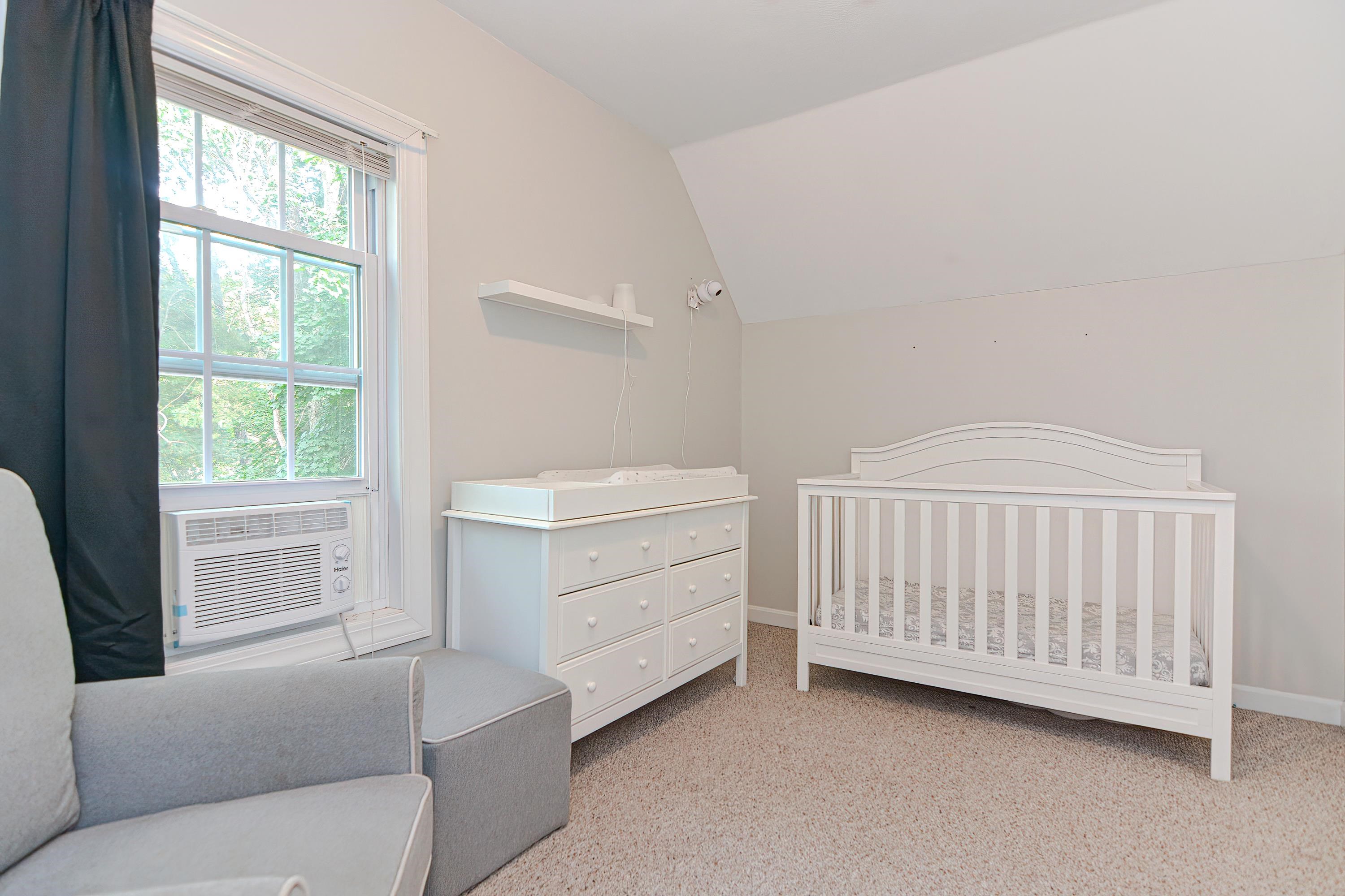 2 Howard Street Derry, NH 03038 - Photo 20 of 32