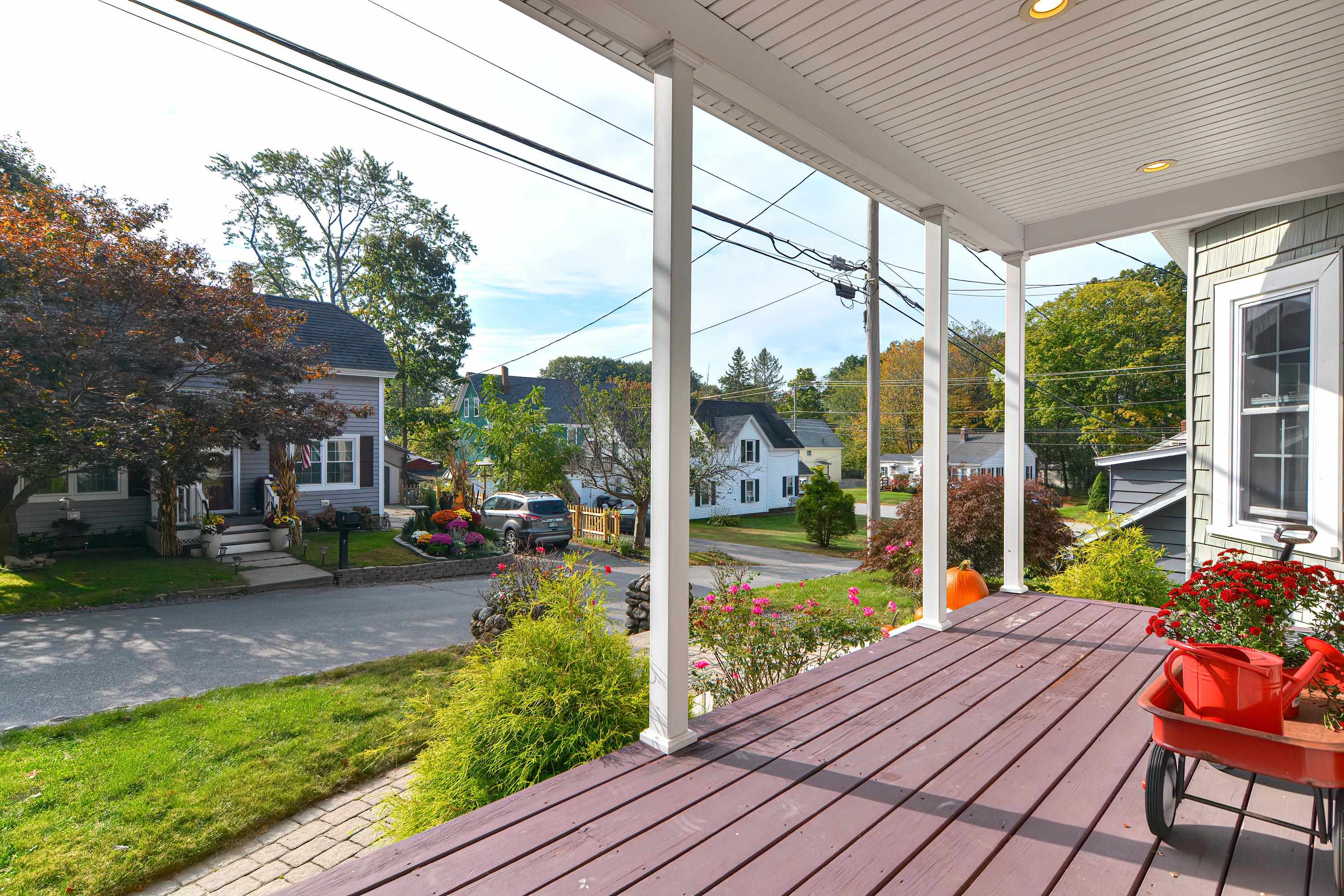 2 Howard Street Derry, NH 03038 - Photo 24 of 32