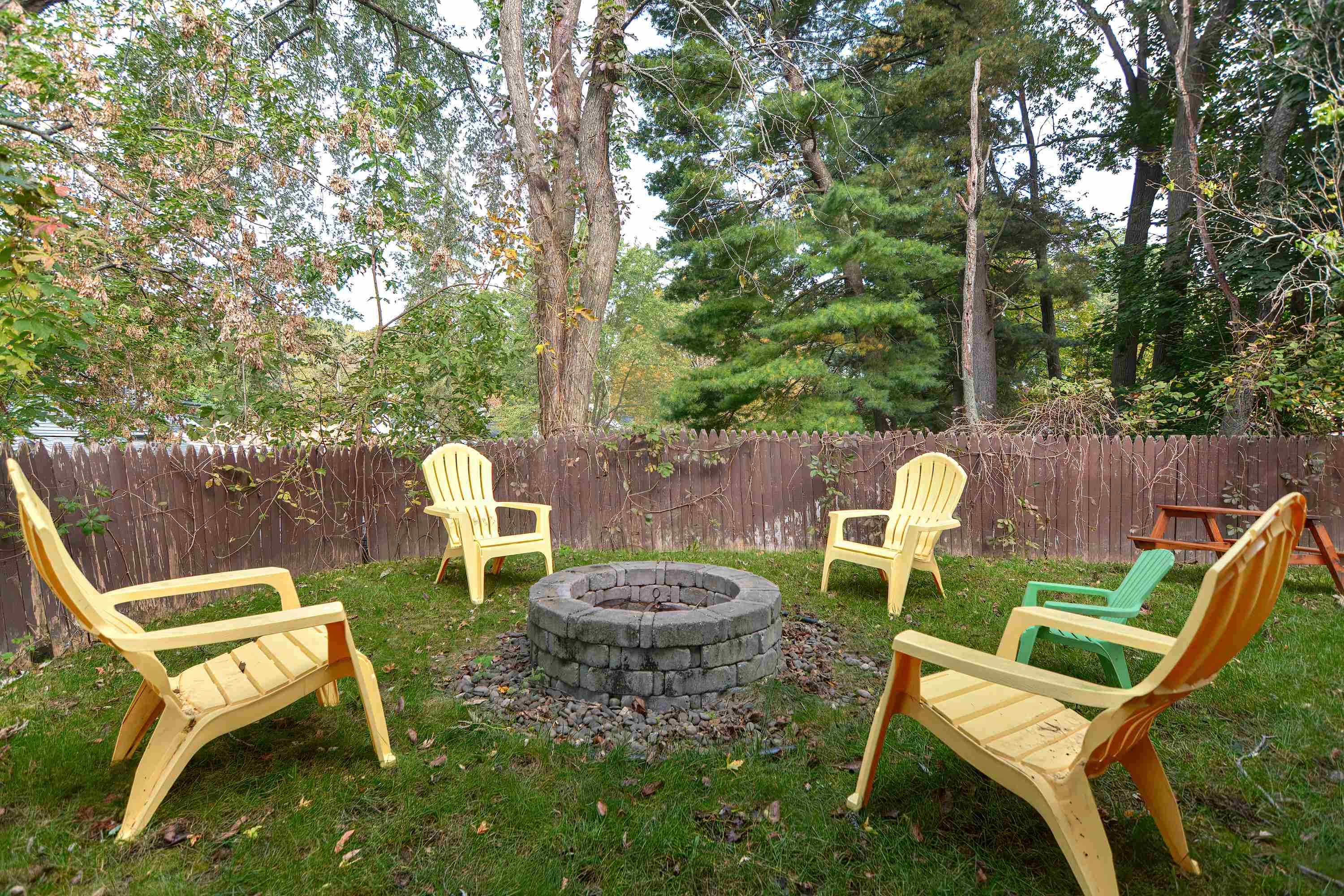 2 Howard Street Derry, NH 03038 - Photo 25 of 32