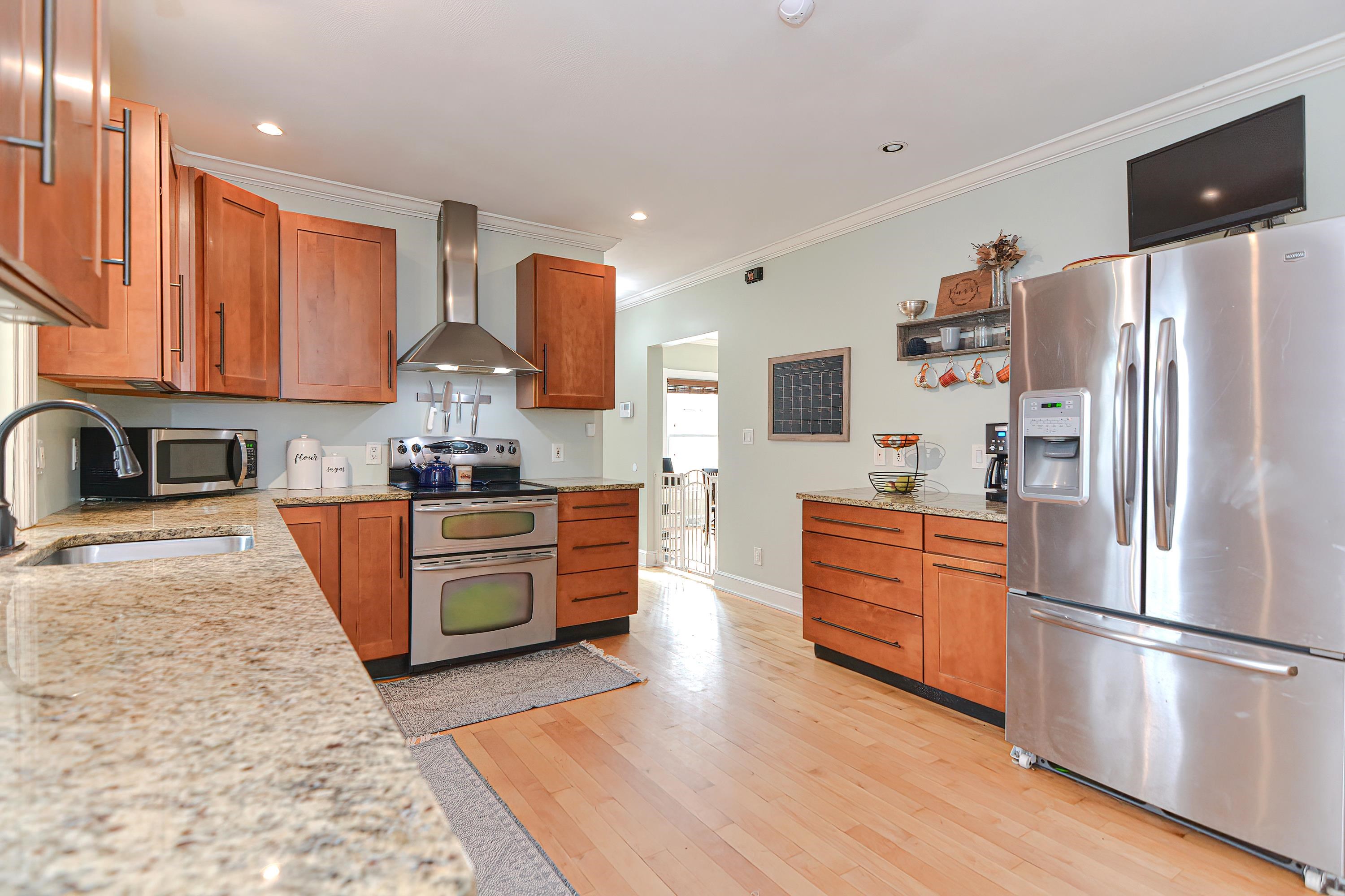 2 Howard Street Derry, NH 03038 - Photo 29 of 32