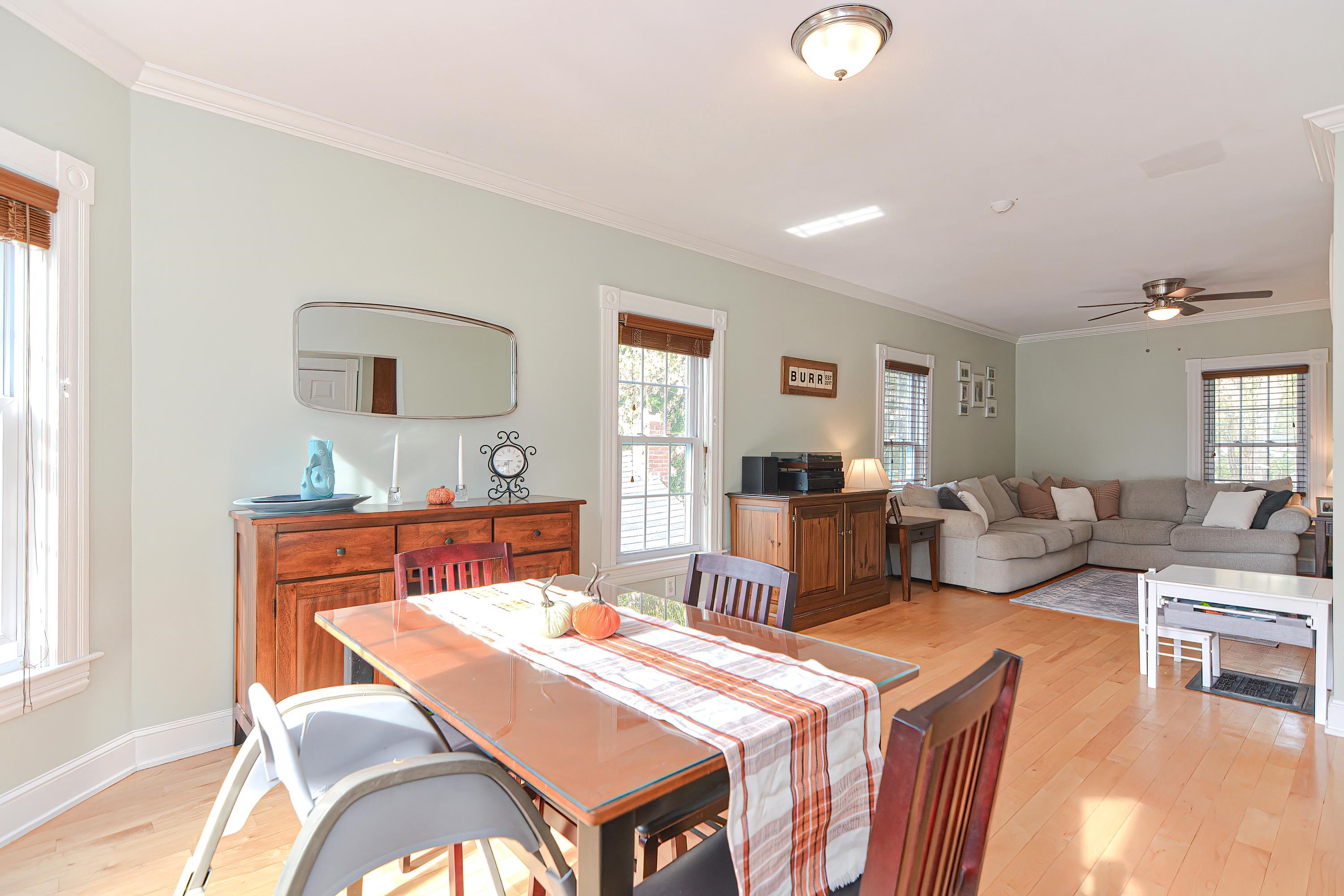 2 Howard Street Derry, NH 03038 - Photo 4 of 32