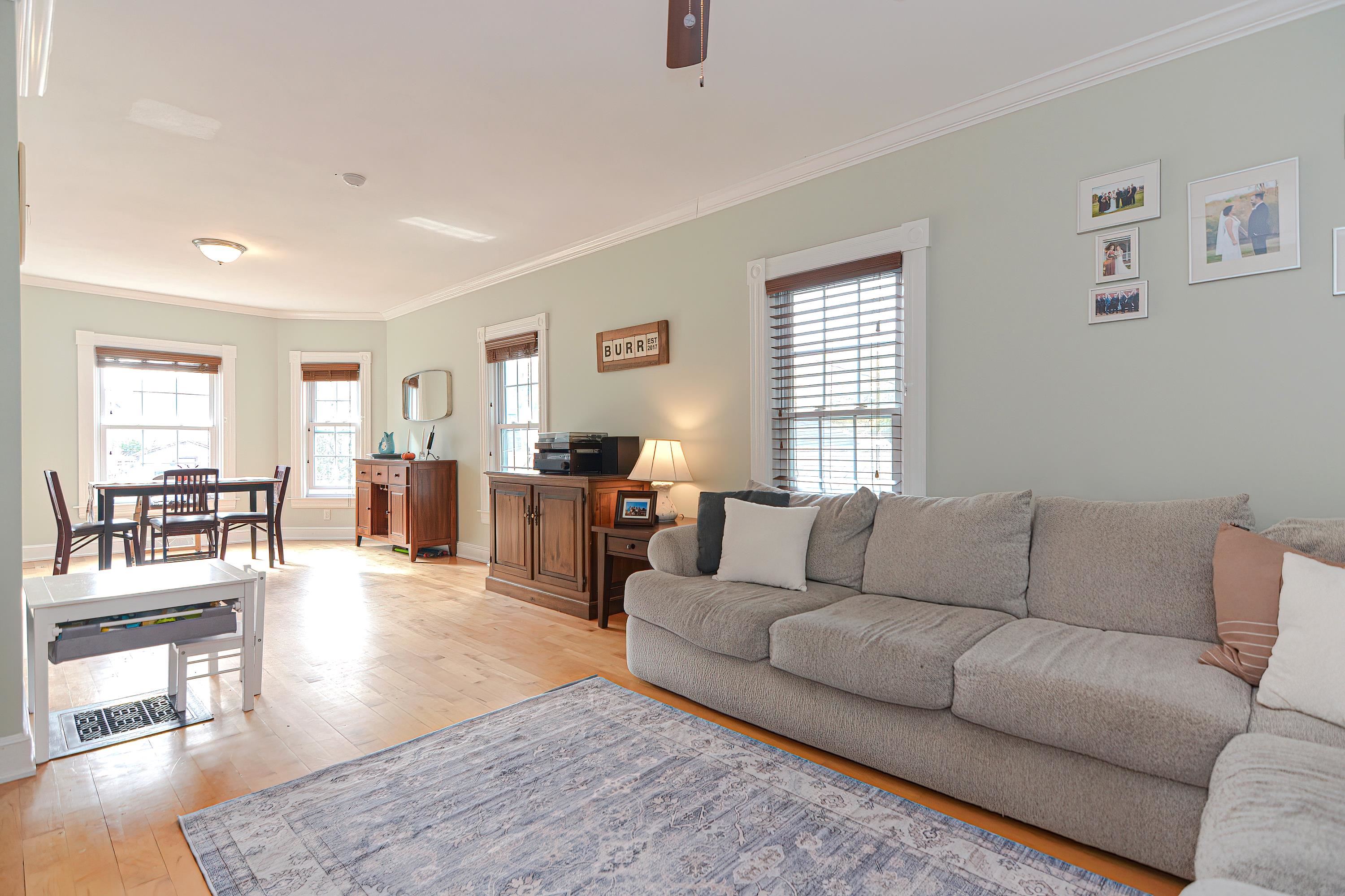 2 Howard Street Derry, NH 03038 - Photo 6 of 32