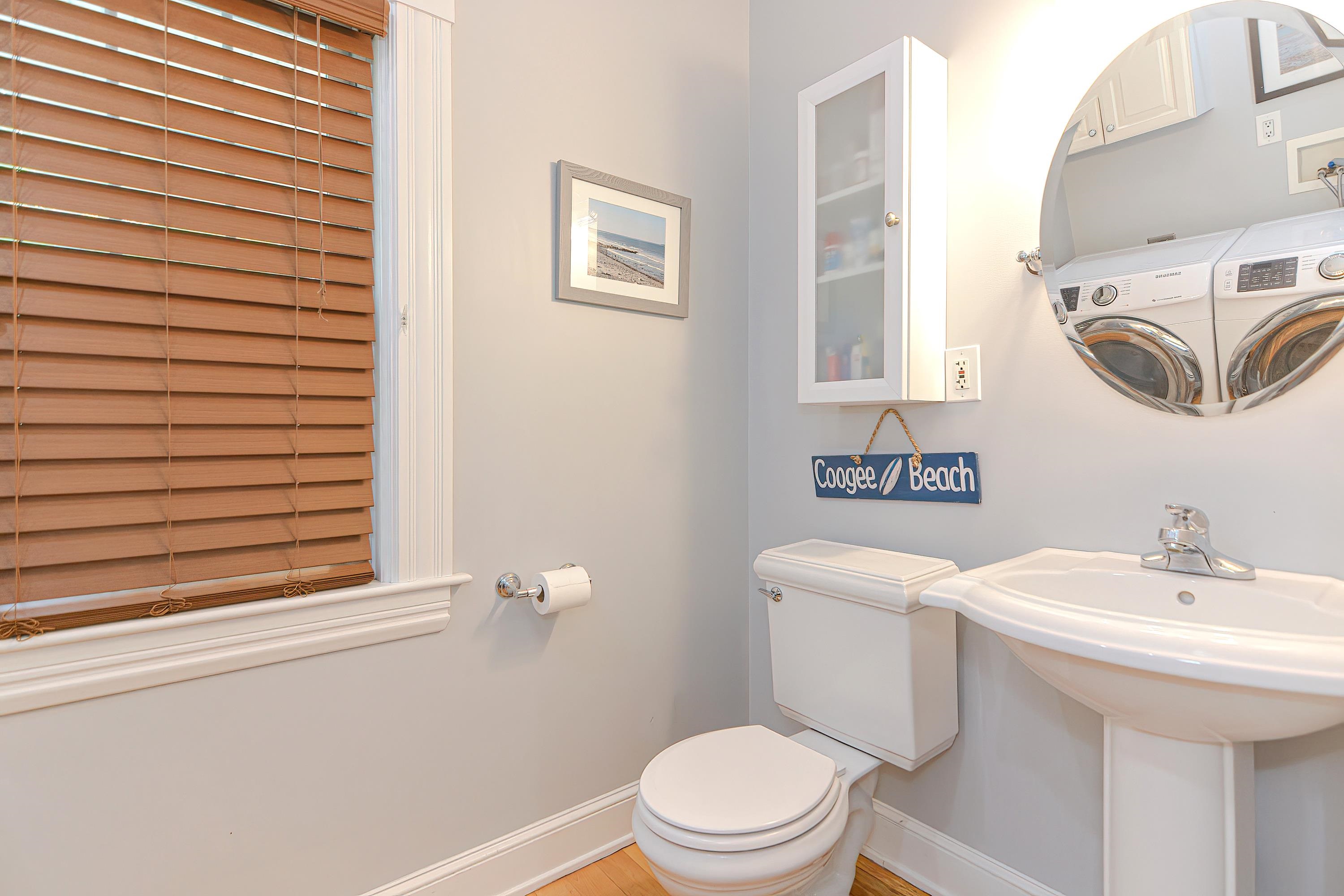 2 Howard Street Derry, NH 03038 - Photo 10 of 32