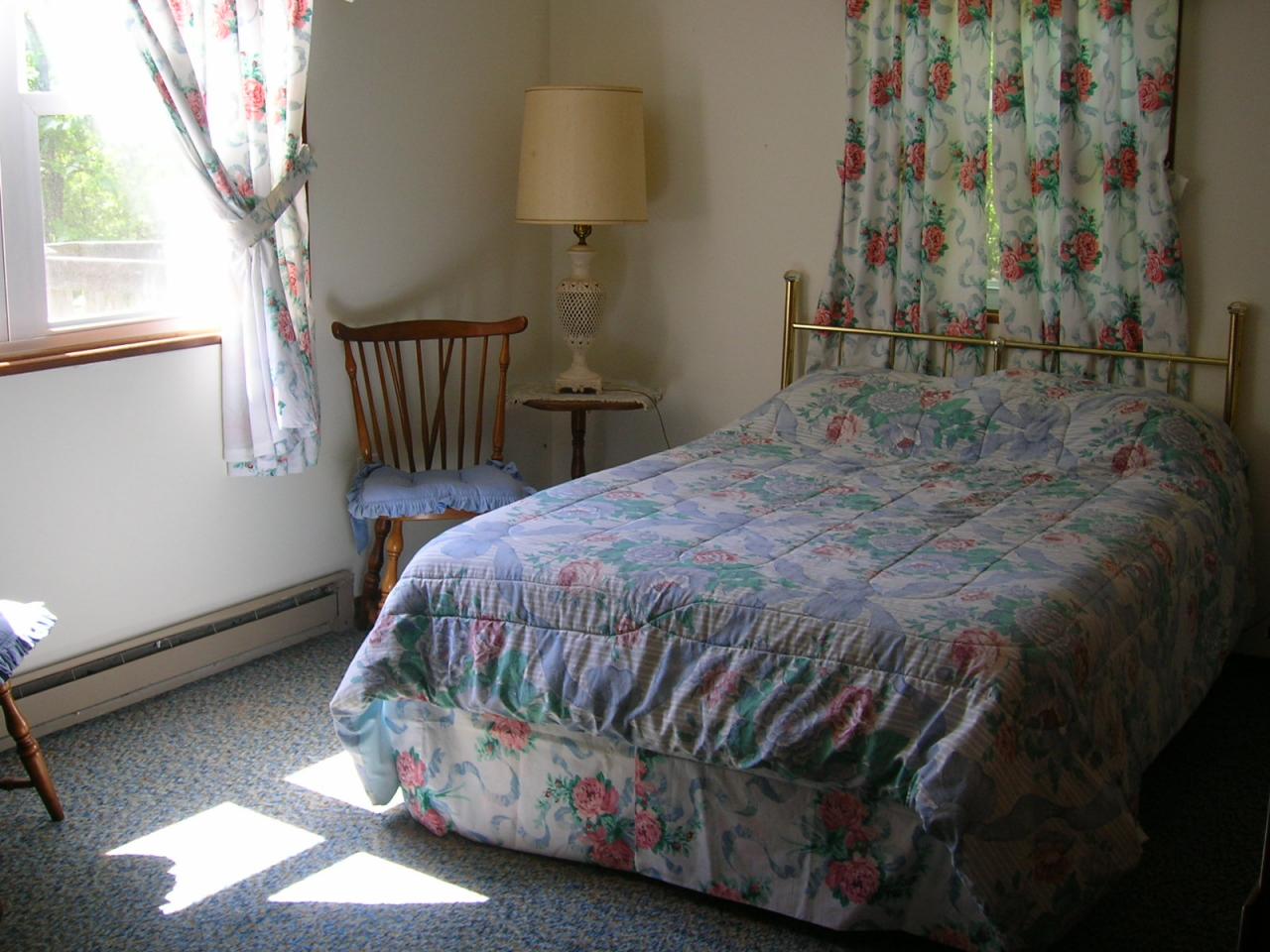 143 Pine Ridge Drive West Bushkill, PA 18324 - Photo 7 of 13 MASTER BEDROOM