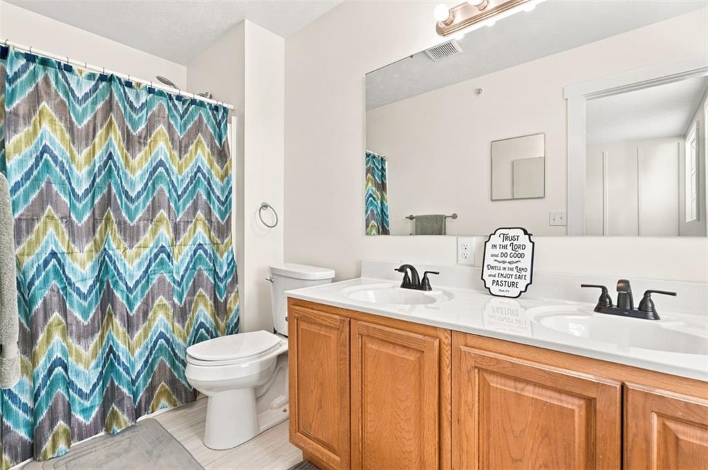 144 Lockheed Drive Coraopolis, PA 15108 - Photo 18 of 32 Gallery Image 18