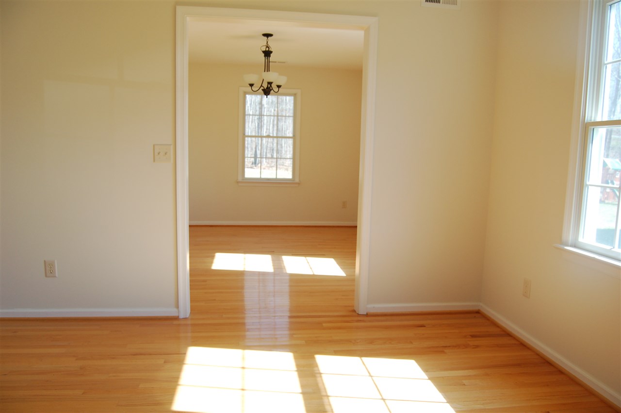 148 Back Road Shenandoah, VA 22849 - Photo 4 of 16 Gallery Image 4