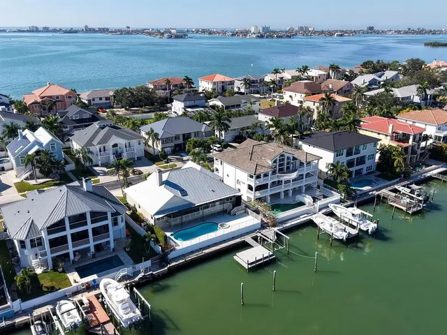 $1,800,000 | 5947 Bayview Circle South, Gulfport, FL 33707