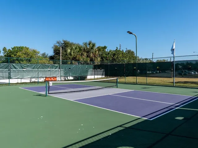 $1,800,000 | 5947 Bayview Circle South, Gulfport, FL 33707