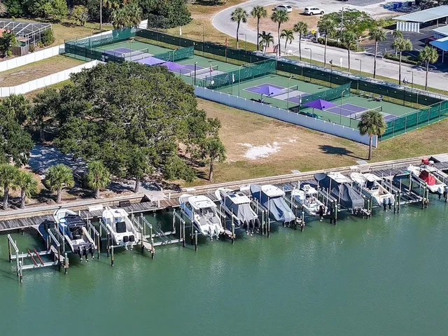 $1,800,000 | 5947 Bayview Circle South, Gulfport, FL 33707