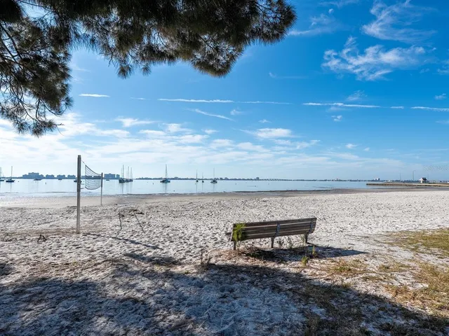 $1,800,000 | 5947 Bayview Circle South, Gulfport, FL 33707