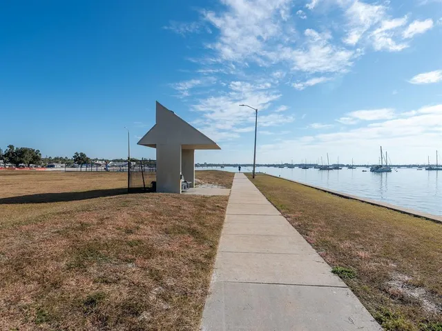 $1,800,000 | 5947 Bayview Circle South, Gulfport, FL 33707