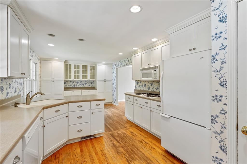 5 Worthington Road Pittsburgh, PA 15238 - Photo 9 of 25 Gallery Image 9