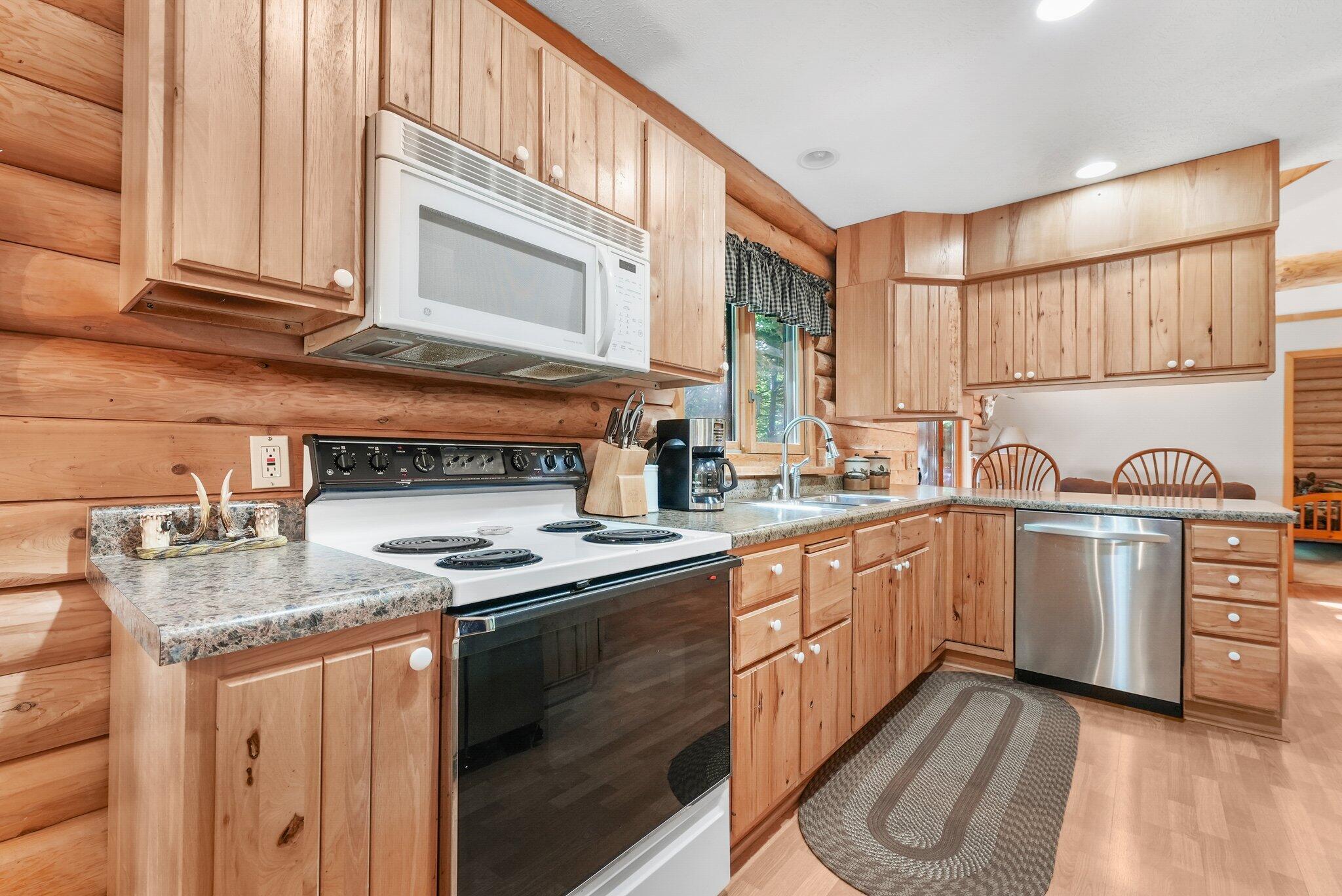 965 West 38 Road Boon, MI 49618 - Photo 9 of 53 25-web-or-mls-DSC09941