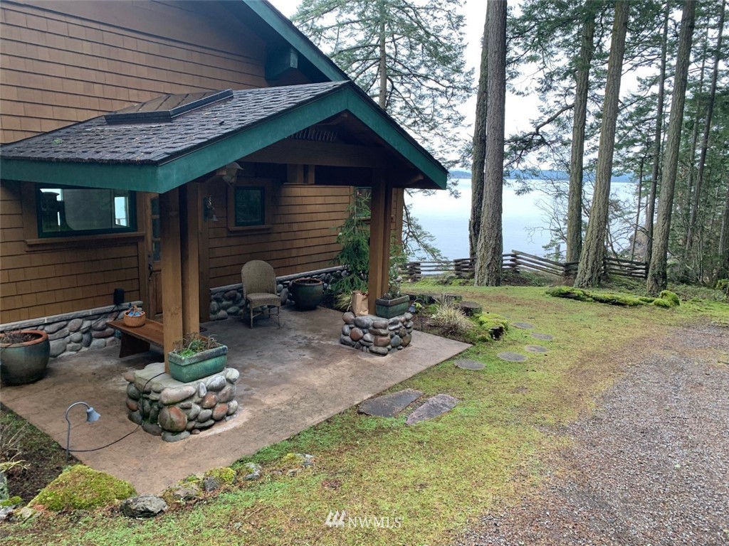 577 Mineral Point Road Friday Harbor, WA 98250 - Photo 1 of 29 Gallery Image 1