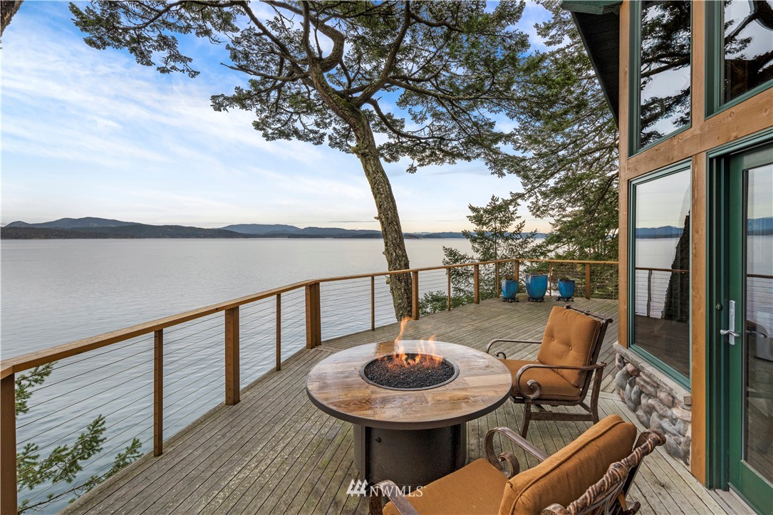 577 Mineral Point Road Friday Harbor, WA 98250 - Photo 17 of 29 Gallery Image 17