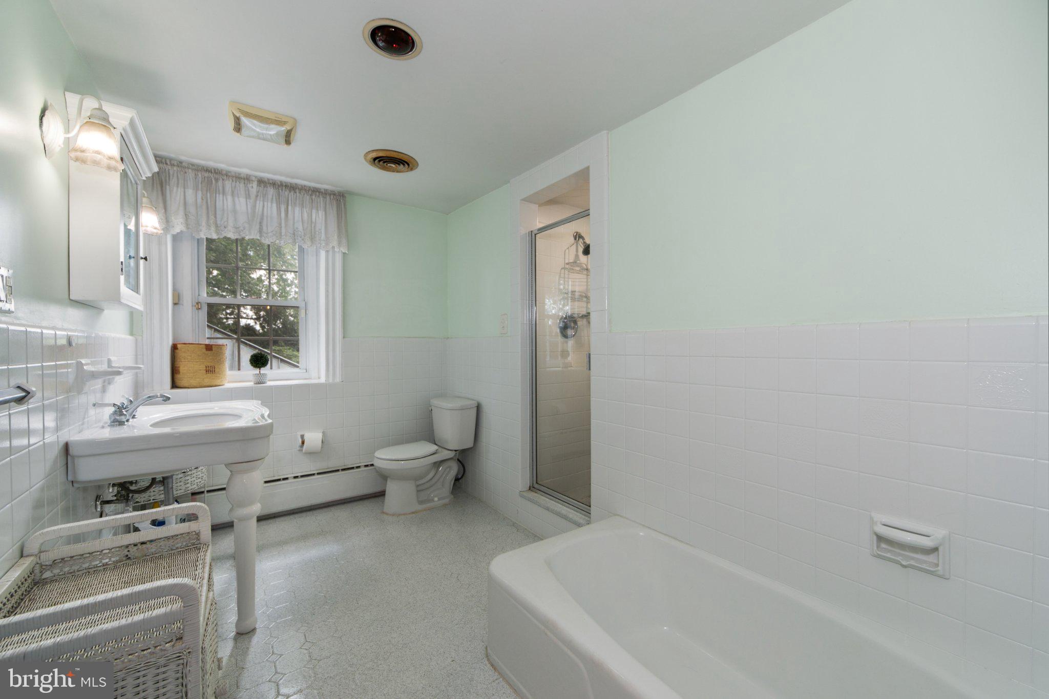 469 Ridge Lane Springfield, PA 19064 - Photo 66 of 96 Hall Bath 1