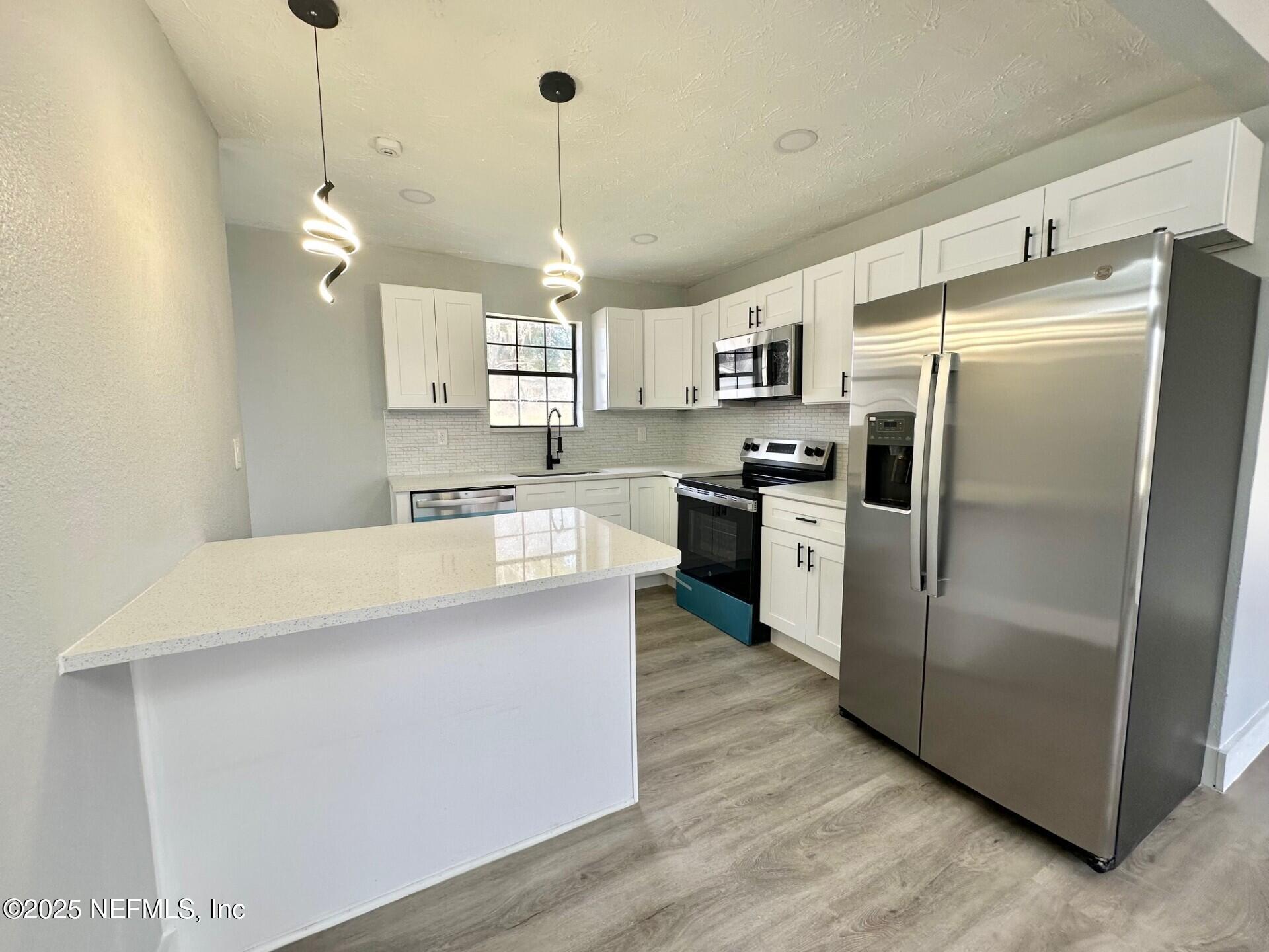 5209 Appleton Avenue Jacksonville, FL 32210 - Photo 8 of 26 Kitchen