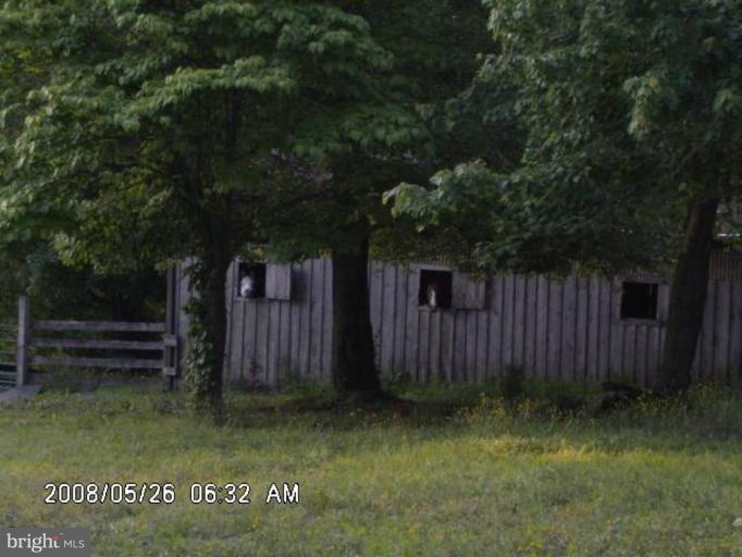 71 Bay Front Road Lothian, MD 20711 - Photo 6 of 29 stable