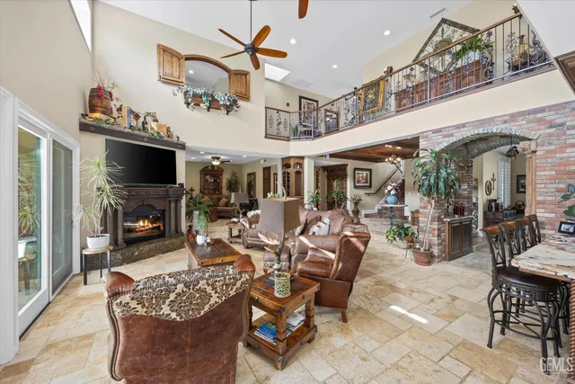 $2,205,000 | Undisclosed Address, Bakersfield, CA 93306