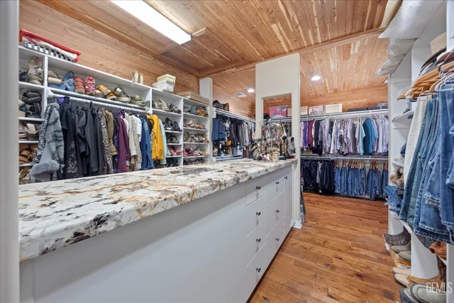 $2,205,000 | Undisclosed Address, Bakersfield, CA 93306