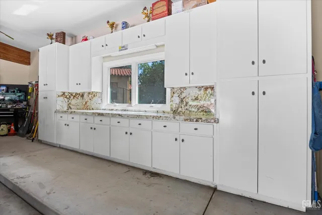 $2,205,000 | Undisclosed Address, Bakersfield, CA 93306