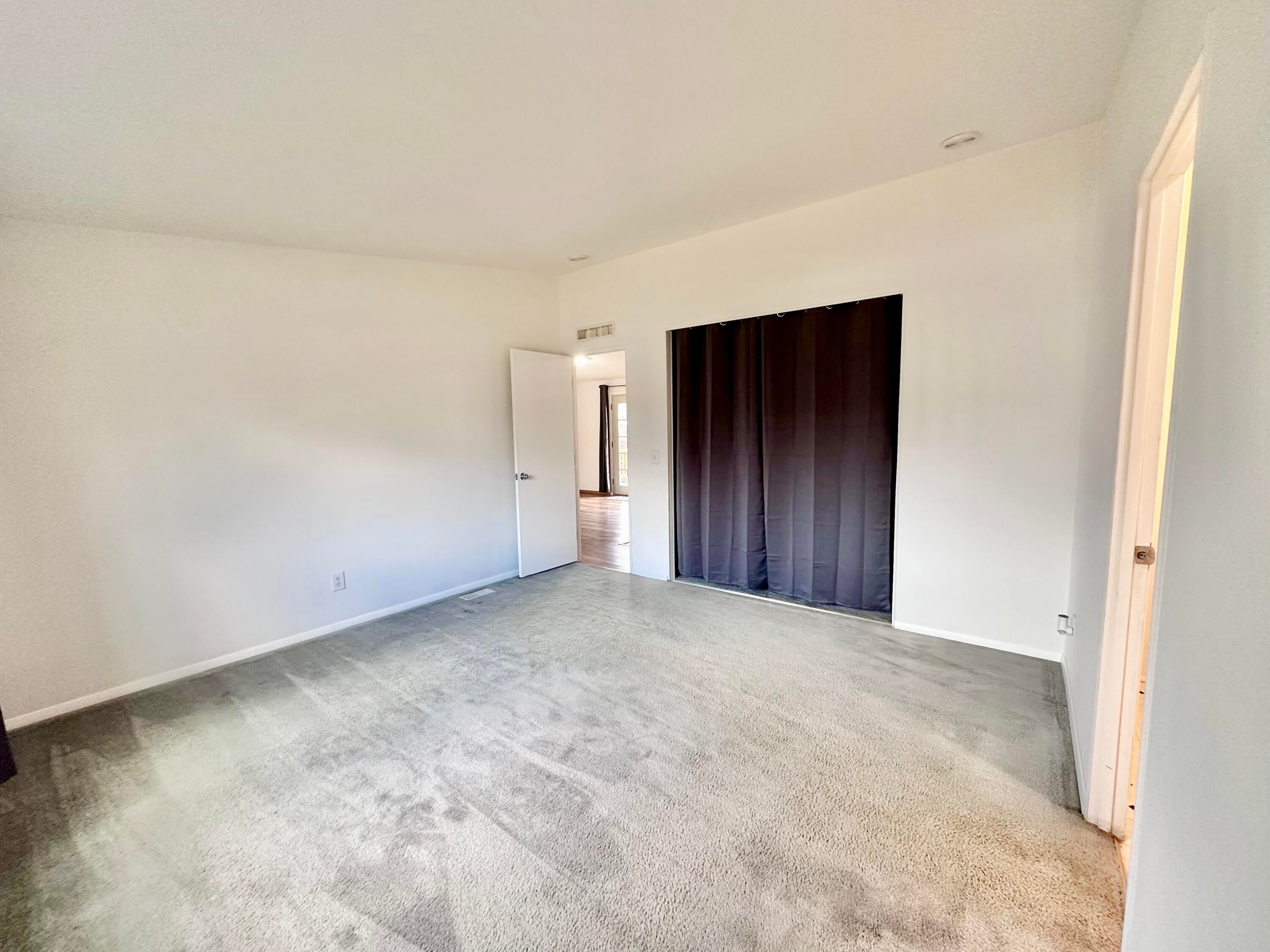 2832 Southwest 25th Street Redmond, OR 97756 - Photo 13 of 29 Primary Bedroom