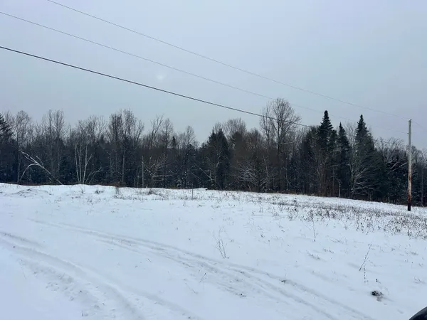 $160,000 | 979 Center Road, Hardwick, VT 05843