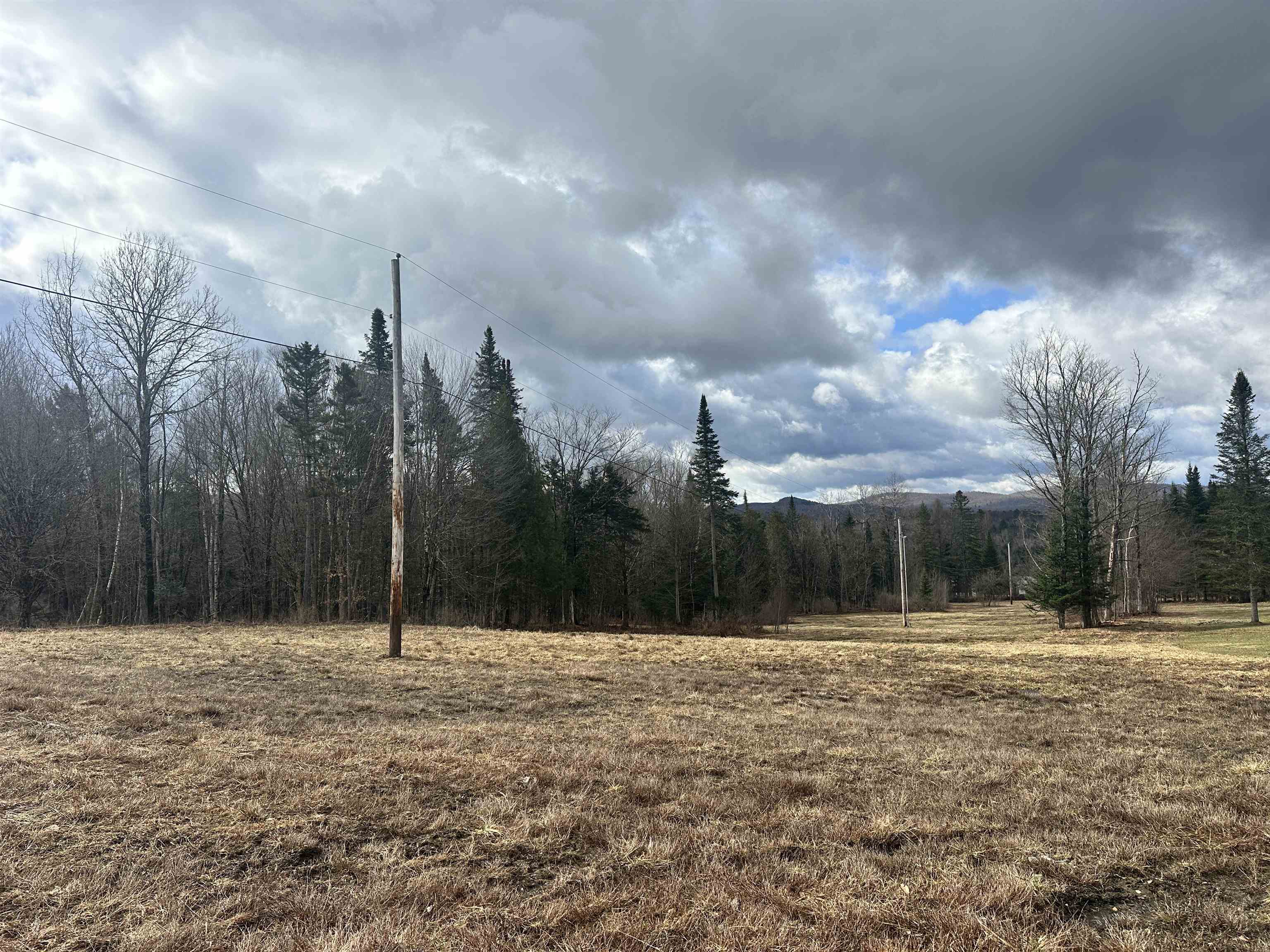 979 Center Road Hardwick, VT 05843 - Photo 2 of 3