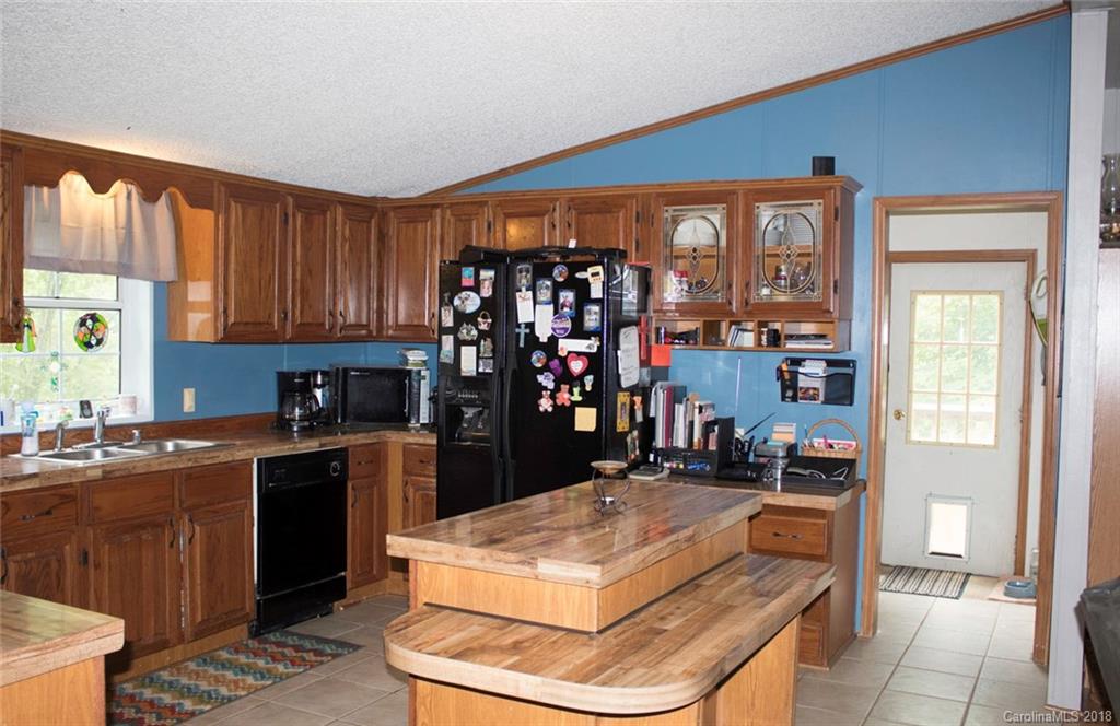 1055 South Fork Road Marshall, NC 28753 - Photo 10 of 22 Gallery Image 10