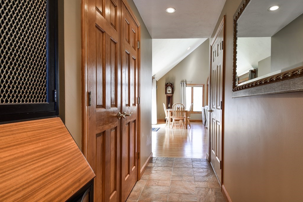 30 Turner Road Holliston, MA 01746 - Photo 11 of 31 Gallery Image 11