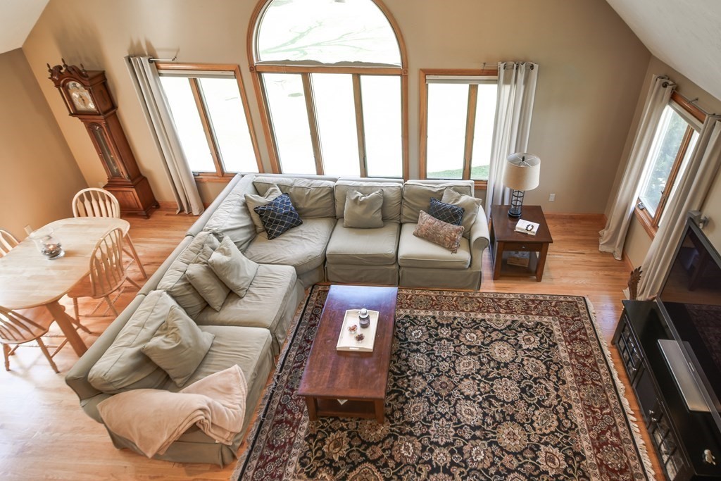 30 Turner Road Holliston, MA 01746 - Photo 16 of 31 Gallery Image 16