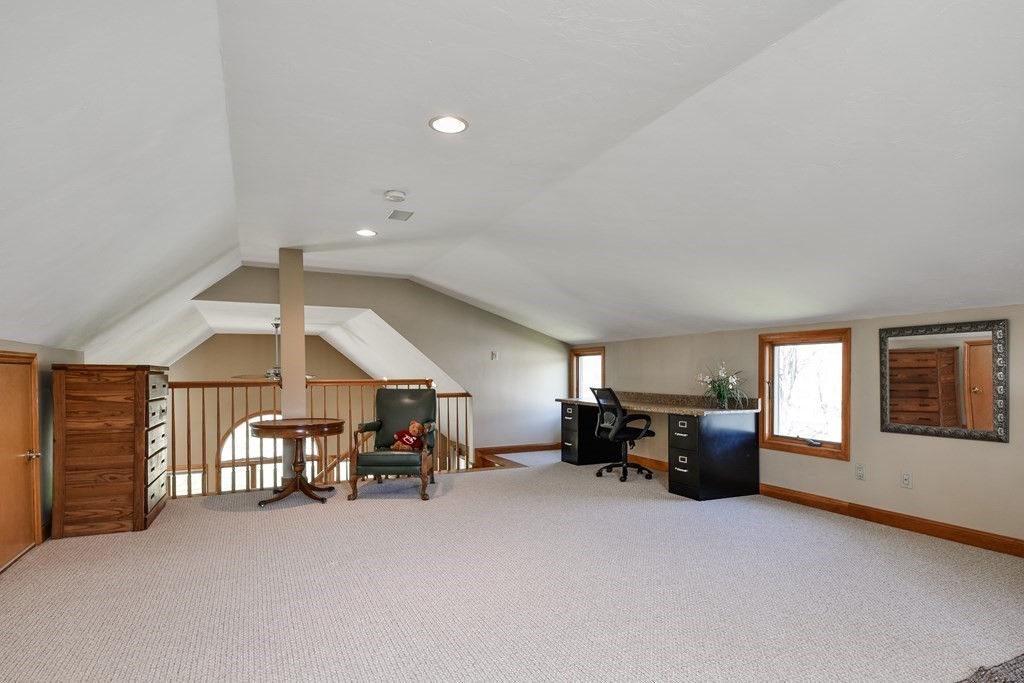 30 Turner Road Holliston, MA 01746 - Photo 17 of 31 Gallery Image 17