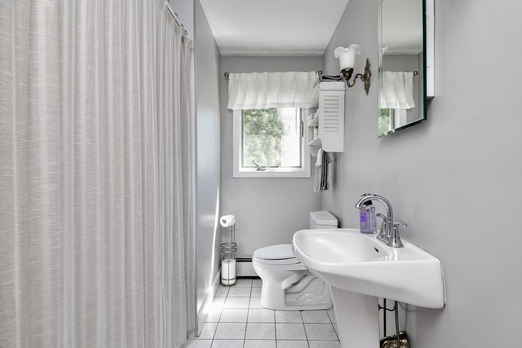 30 Turner Road Holliston, MA 01746 - Photo 23 of 31 Gallery Image 23