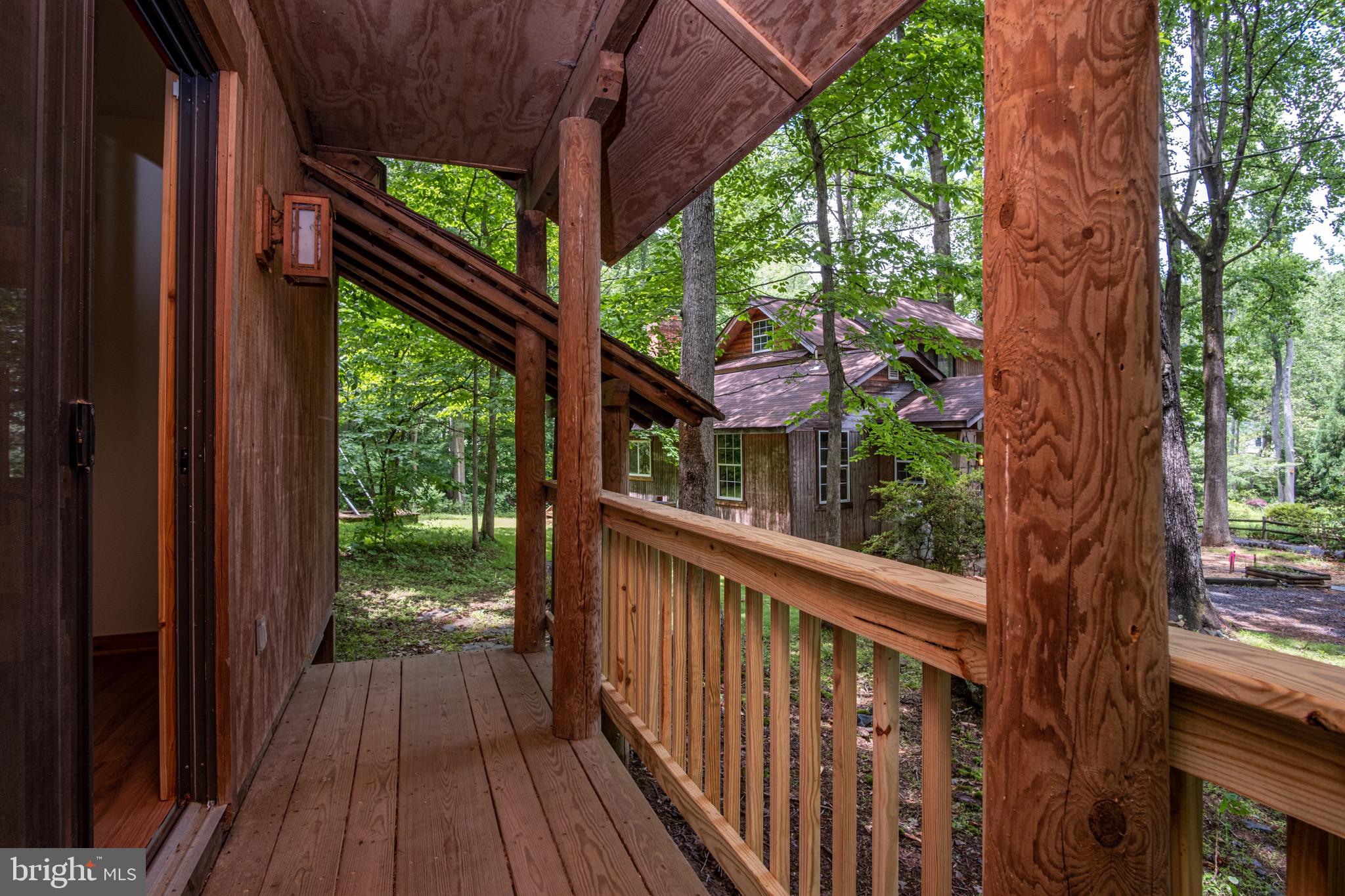 11870 Mente Road Manassas, VA 20112 - Photo 34 of 47 Decking at Studio Entrance