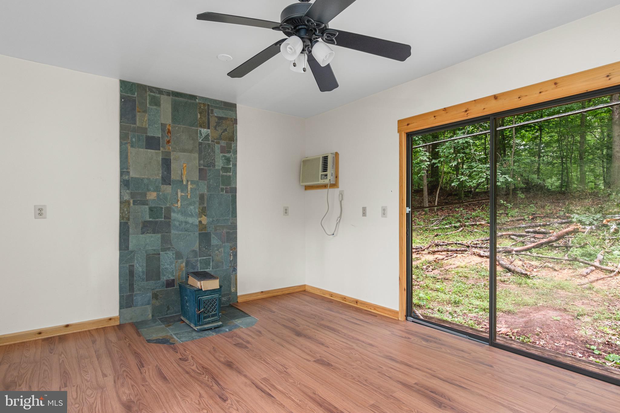 11870 Mente Road Manassas, VA 20112 - Photo 36 of 47 So many options with this great Studio